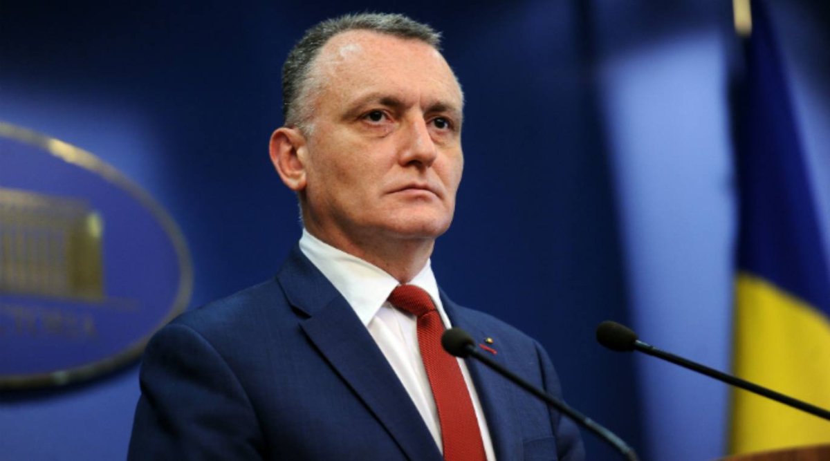 Intârzierea unei curse TAROM: Sorin Cîmpeanu sub lupă
