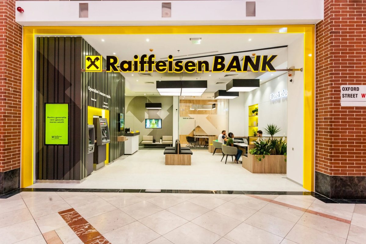 Situație alarmantă la Raiffeisen Bank sucursala Feeria din București